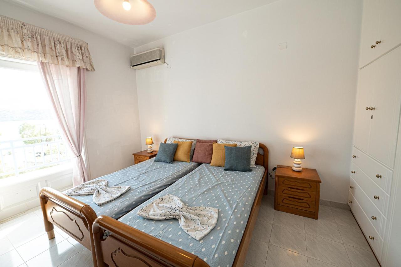Rigos House At Askeli Beach, Poros Island Vila Poros Town Exterior foto